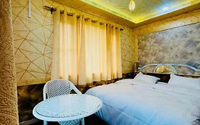 The Riverwood Resort Gulmarg